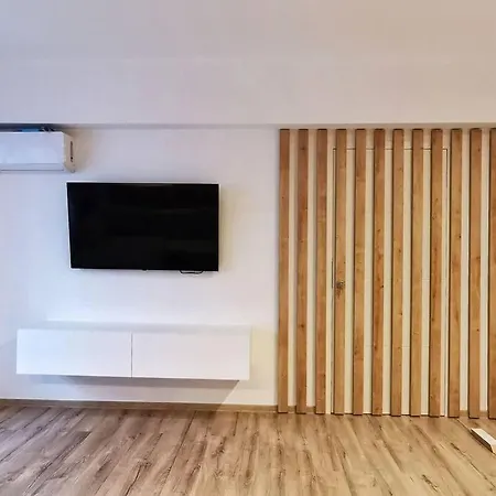 Koa - Pandora Apartment With Hidden Door *
